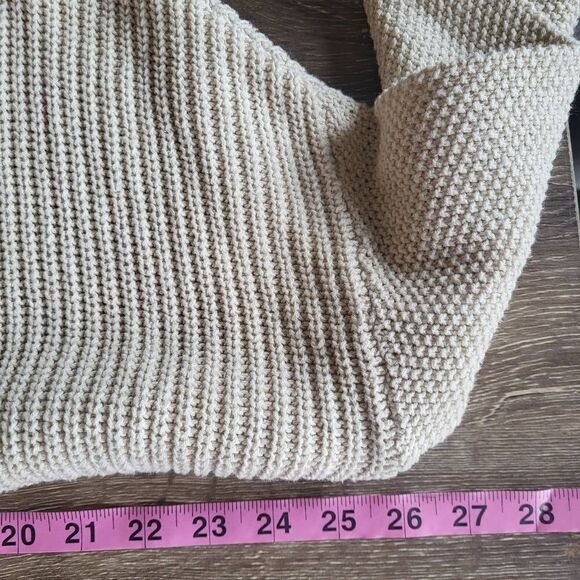 Urban Outfitters Pins & Needles Womens Small Pullover Sweater Beige Lace Bottom - Picture 7 of 8